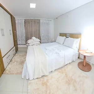 https://hospedaria-maviane-executive.santa-catarina-brasil.com